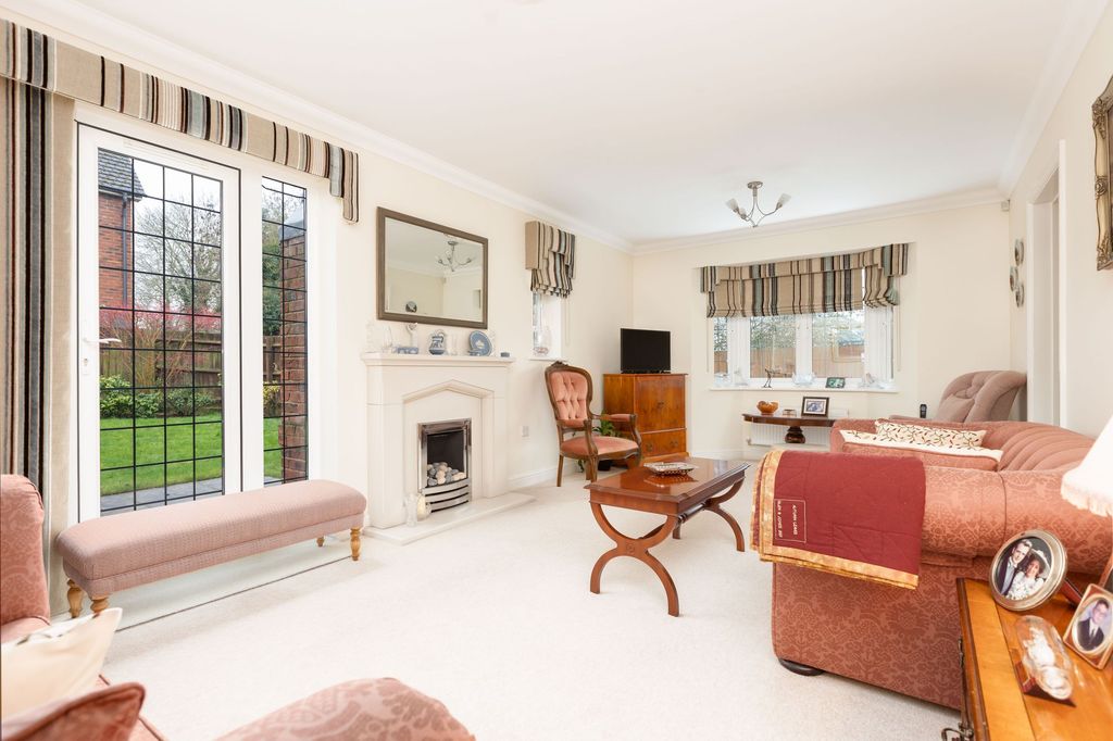 Property photo 3 of 18