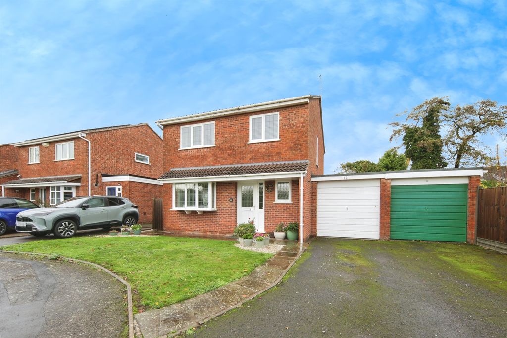 Property photo 1 of 17