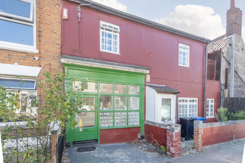 Property photo 1 of 13