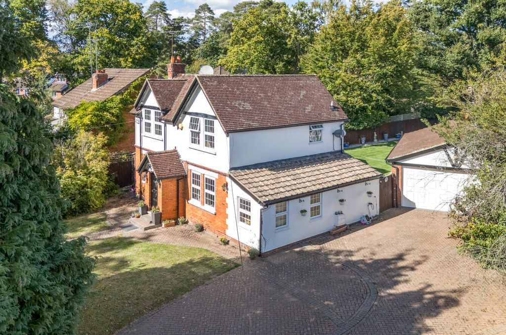 Property photo 1 of 24 1347591-2-68Bf259...