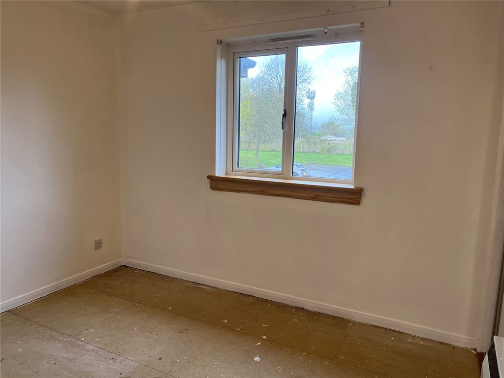 Property photo 2 of 12 Picture No. 05