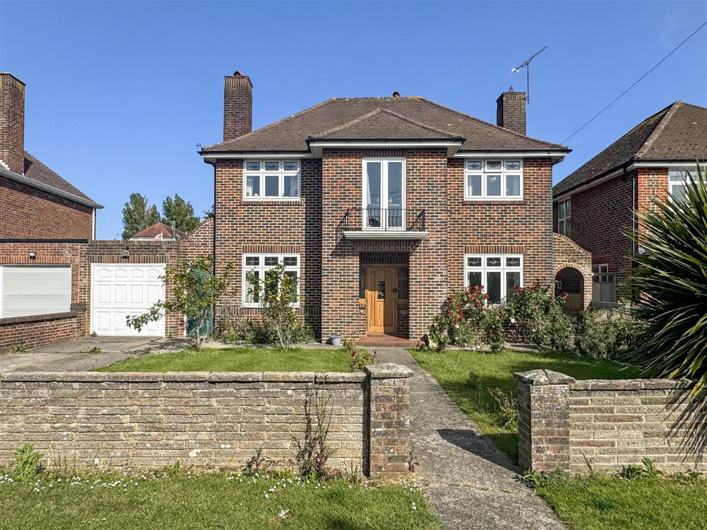 Property photo 1 of 22