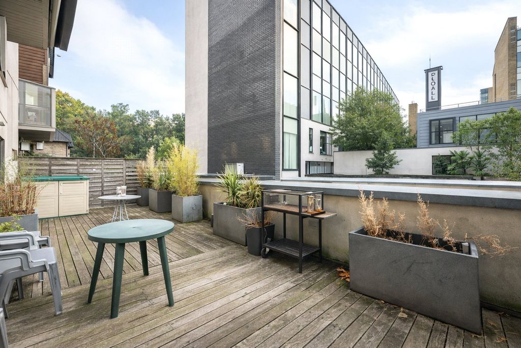 Property photo 2 of 10 Picture No. 14