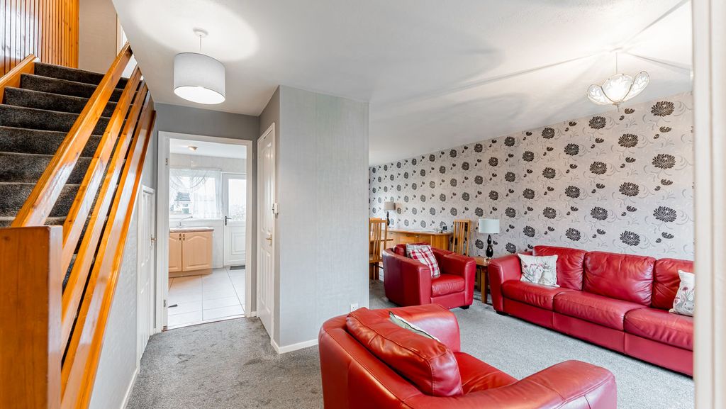 Property photo 3 of 22