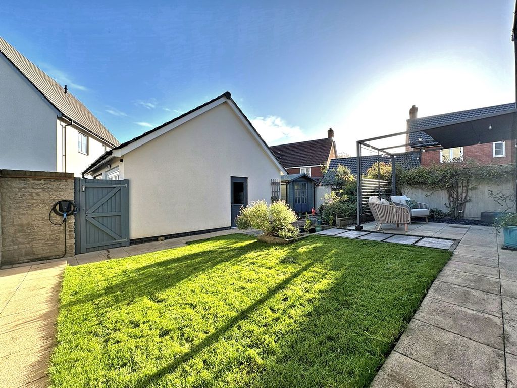 Property photo 3 of 22