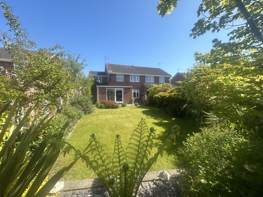 Property photo 1 of 26 Rear Garden
