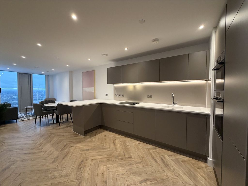 Property photo 3 of 29 Picture No. 01