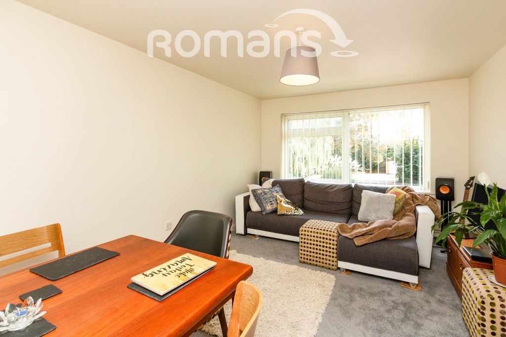 Property photo 2 of 9 Picture No. 21