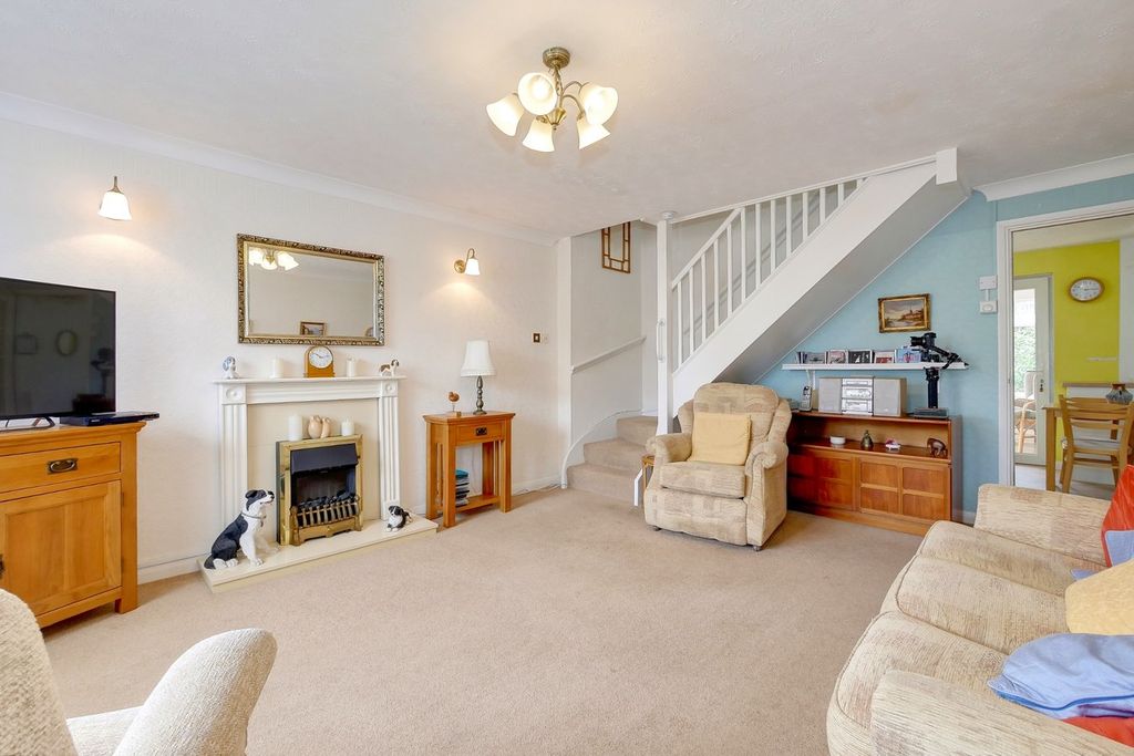 Property photo 3 of 20