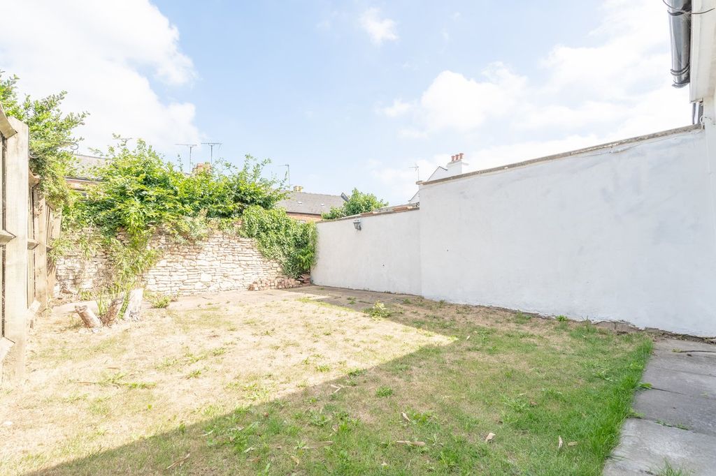 Property photo 3 of 19