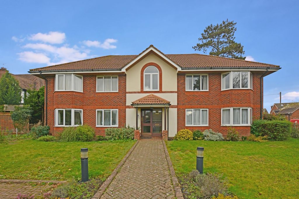 Property photo 1 of 9