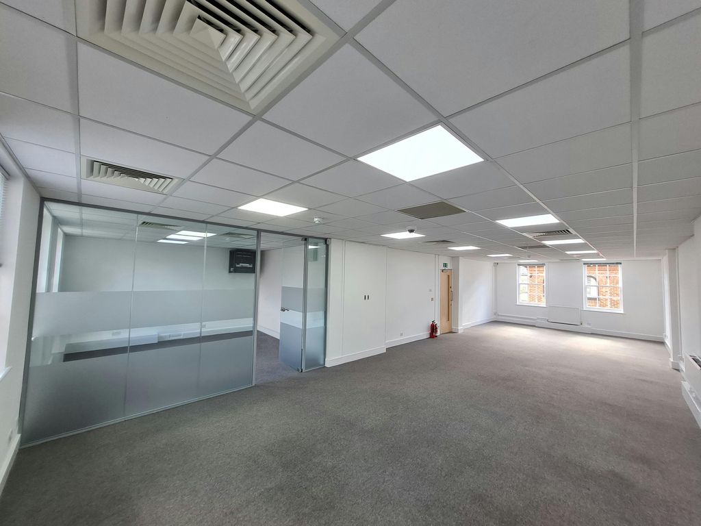 Property photo 2 of 10 20230327_115659_E.Jpg