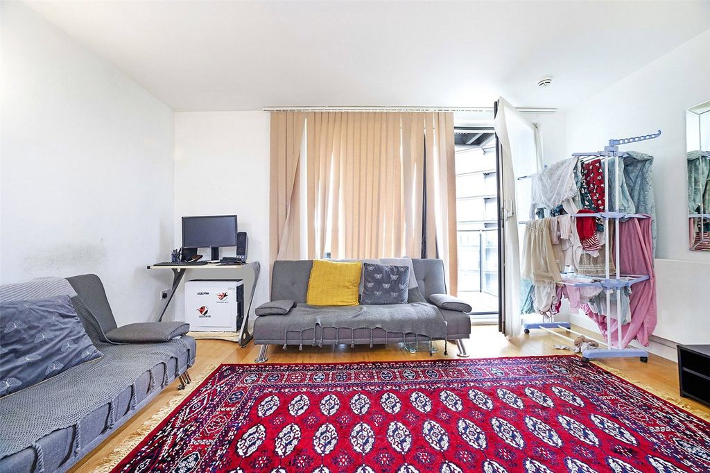 Property photo 1 of 9