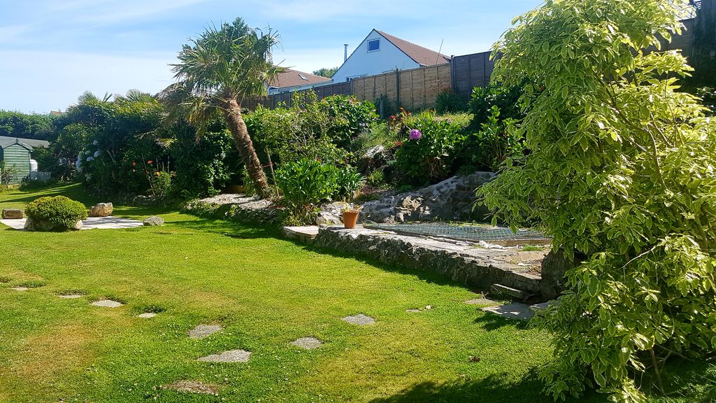 Property photo 2 of 7