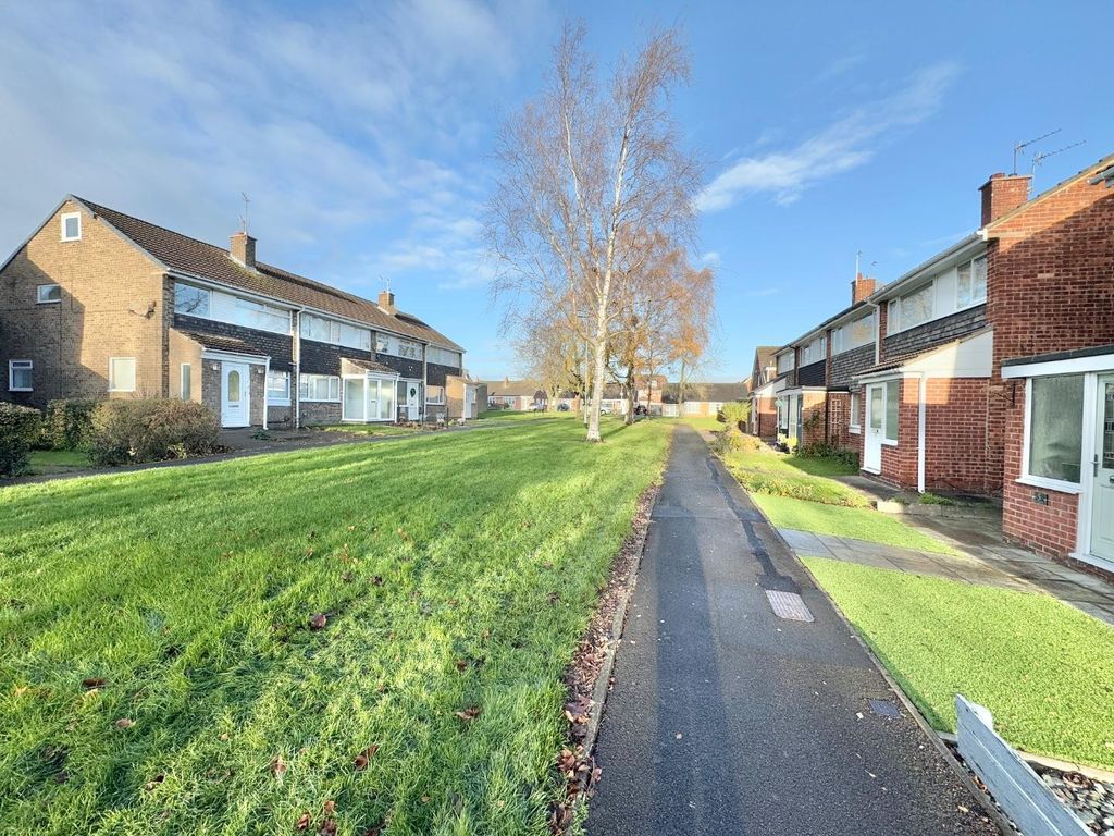 Property photo 3 of 19 Location