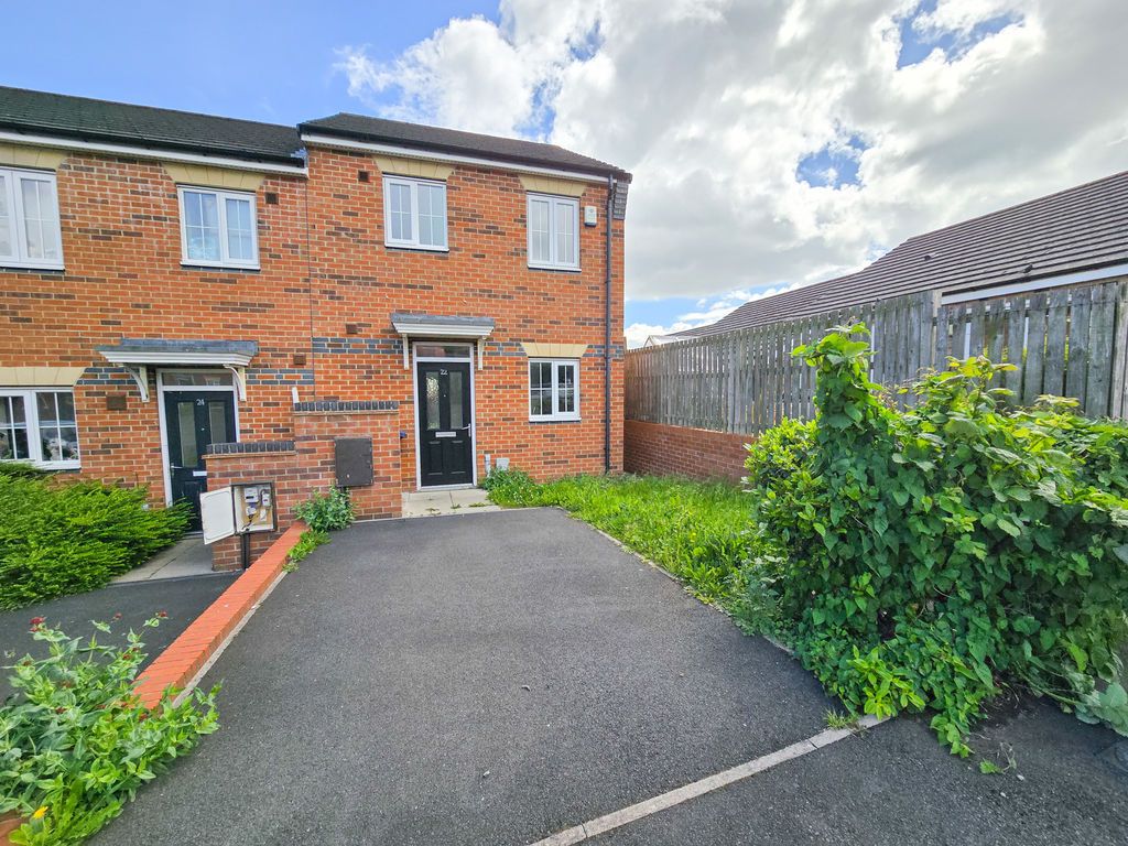 Property photo 1 of 12 External