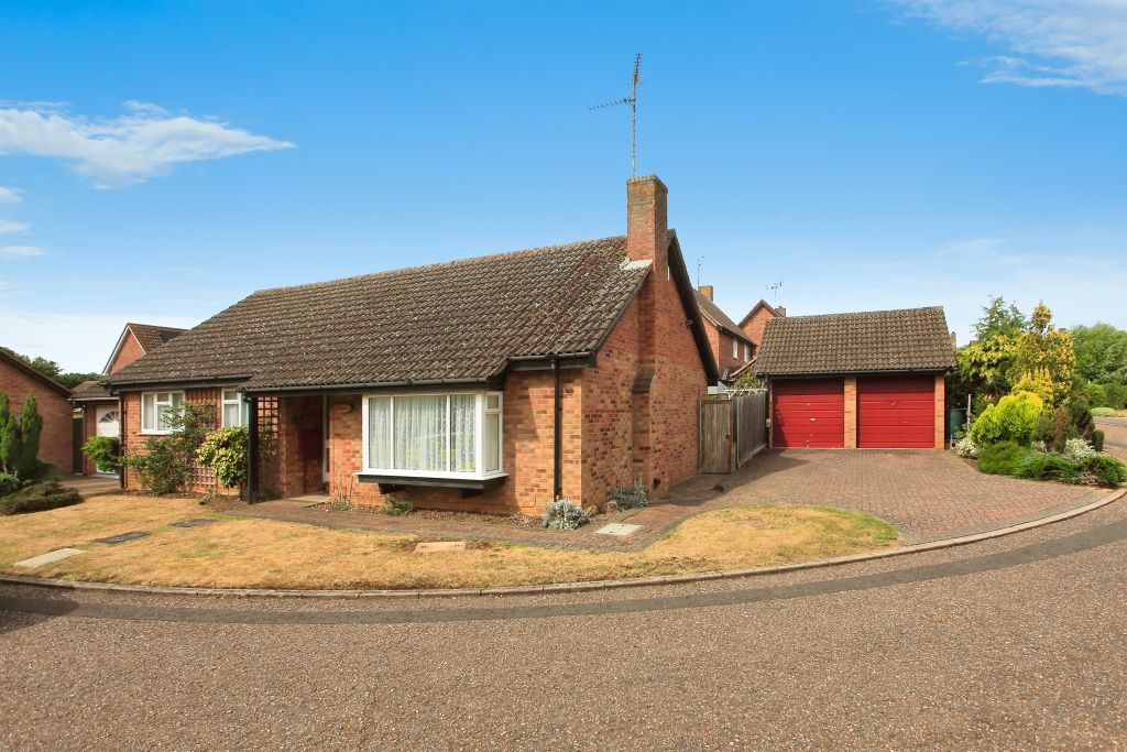Property photo 1 of 17 Outside