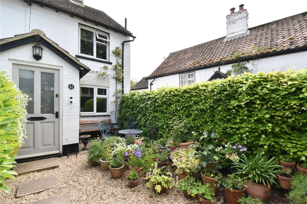 Property photo 2 of 15 Picture No. 02