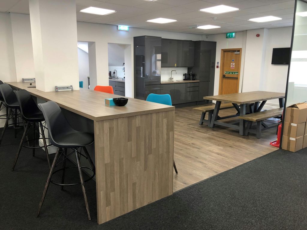 Property photo 3 of 7 Tea Bar.Jpg