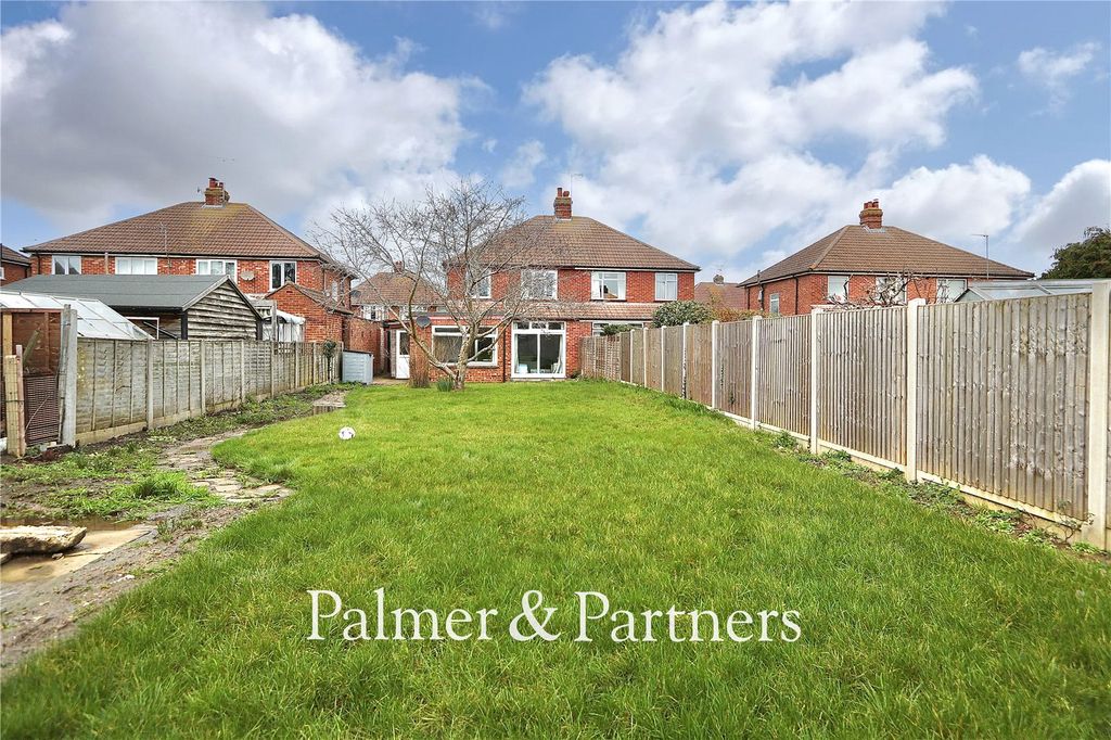 Property photo 2 of 25 Picture No. 05