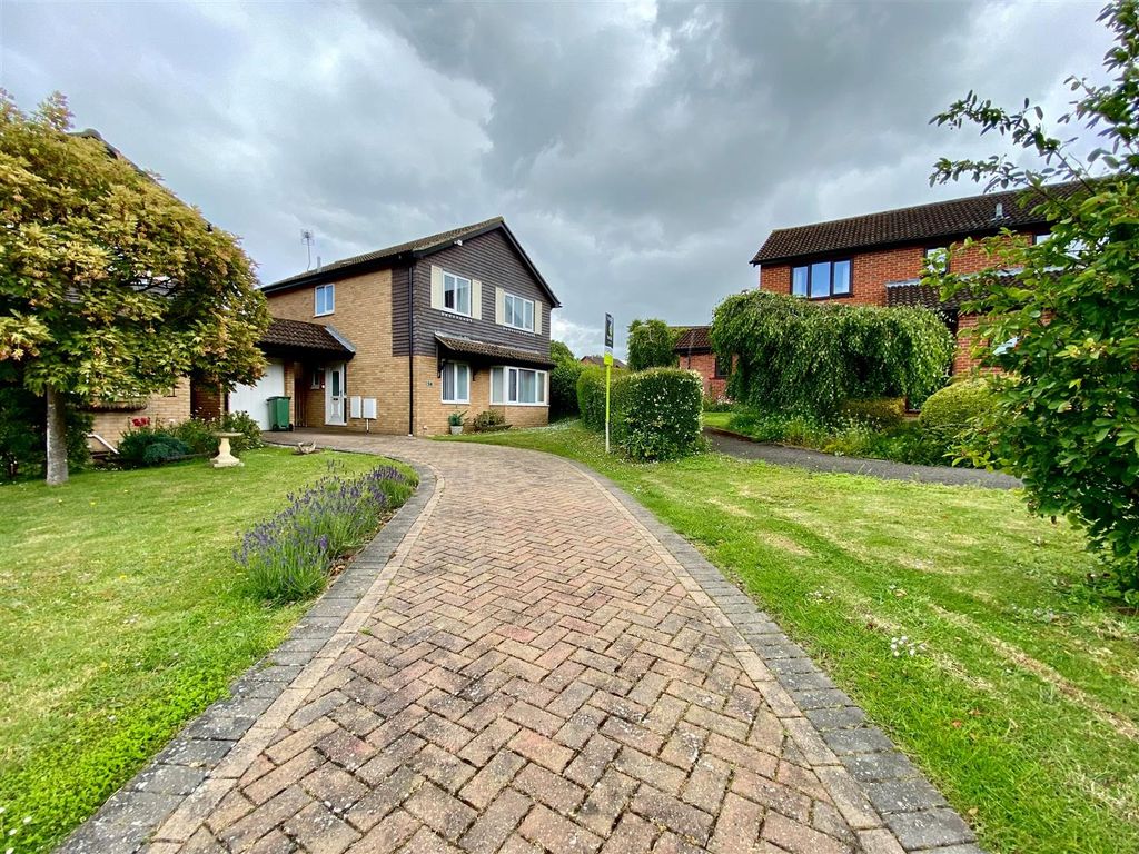 Property photo 1 of 12