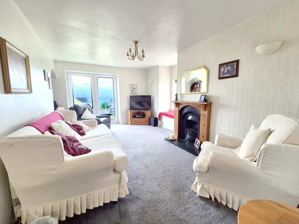 Property photo 2 of 21 20251013_145105.Jpg