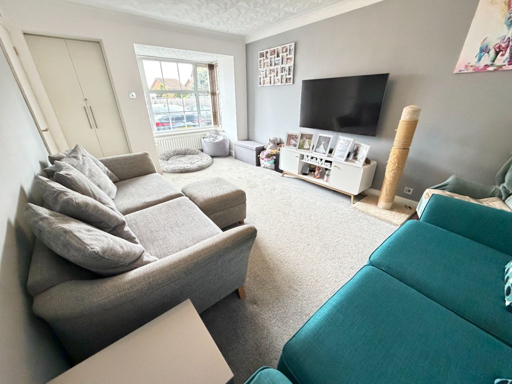 Property photo 3 of 20 5174802