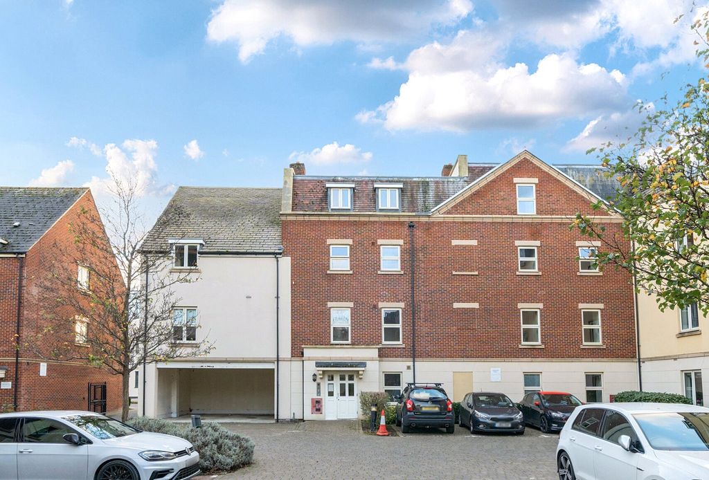 Property photo 2 of 7 Picture No. 19