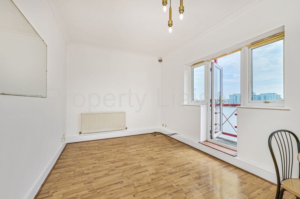 Property photo 3 of 11 Photo 7