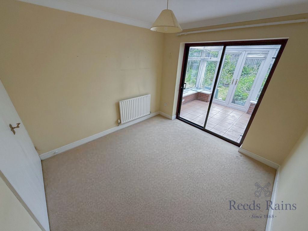 Property photo 3 of 15 Picture No. 24