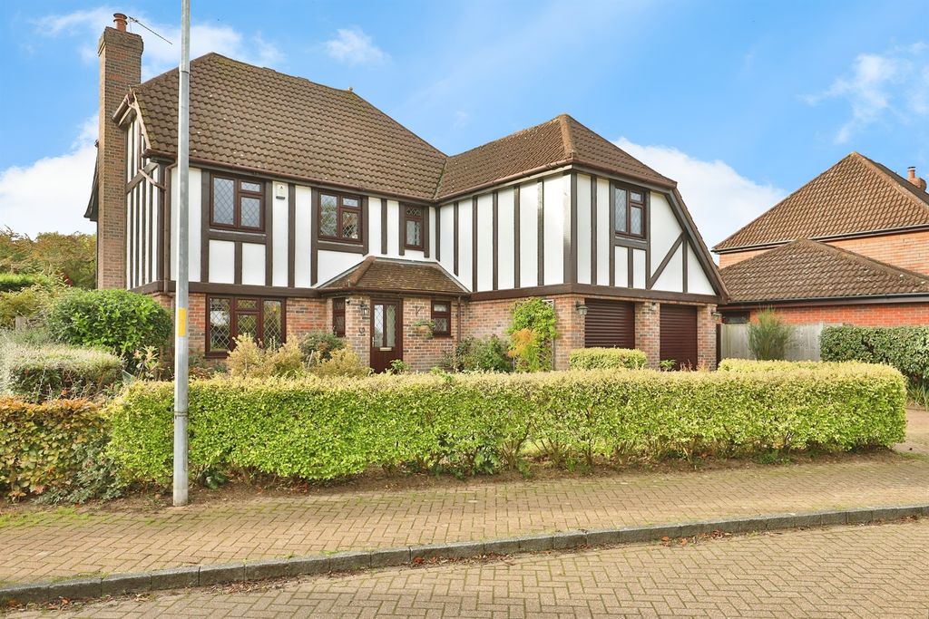 Property photo 1 of 19