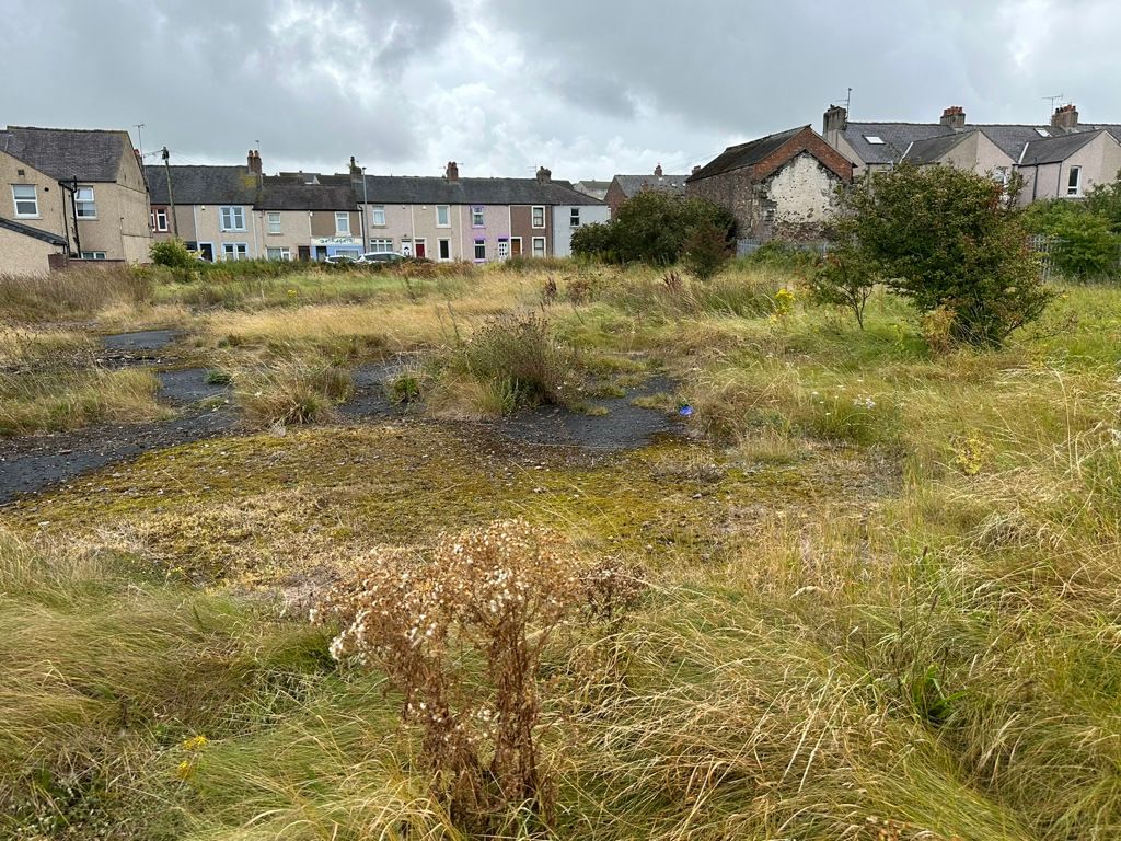 Property photo 3 of 7 Photo 3