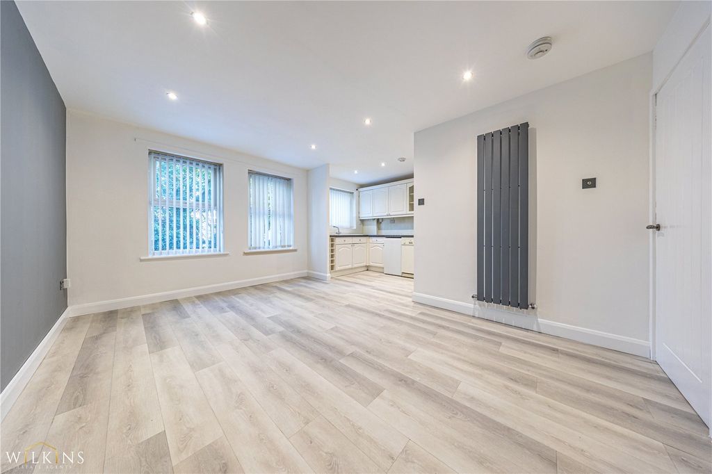 Property photo 2 of 21 Picture No. 01