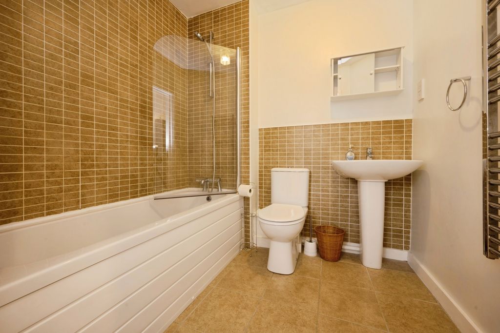 Property photo 3 of 10 Pbox-Img.Jpg