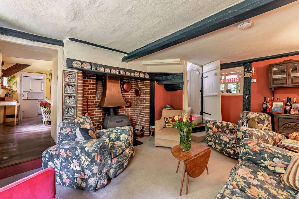 Property photo 2 of 10 Snug