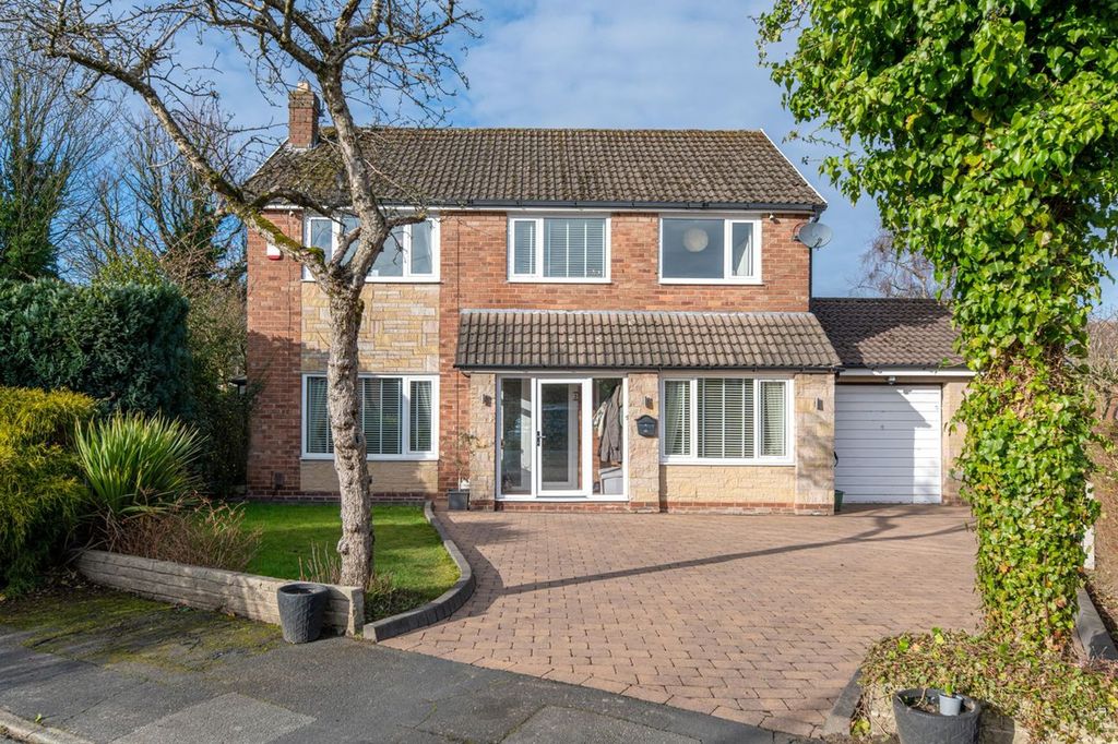 Property photo 1 of 27 Exterior