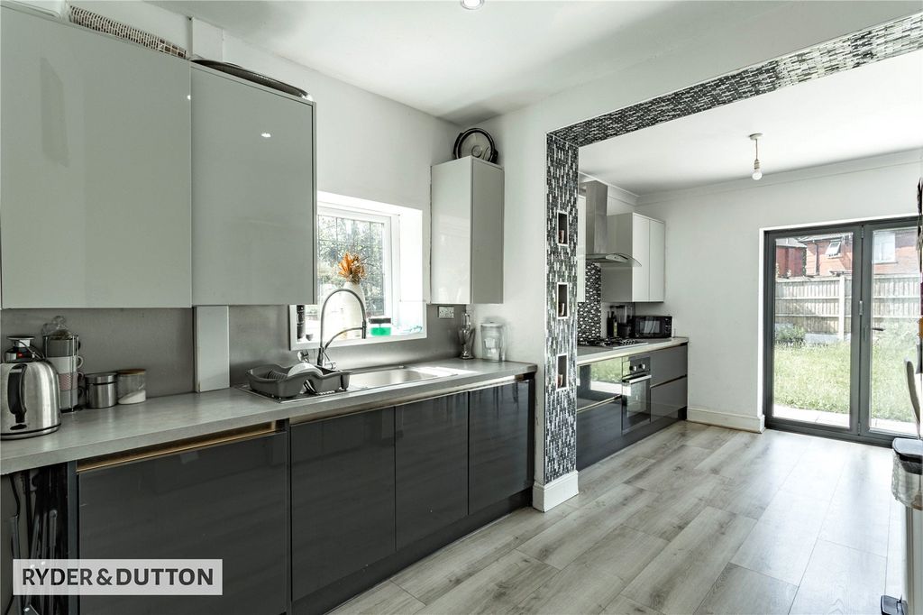 Property photo 1 of 15 Kitchen Area