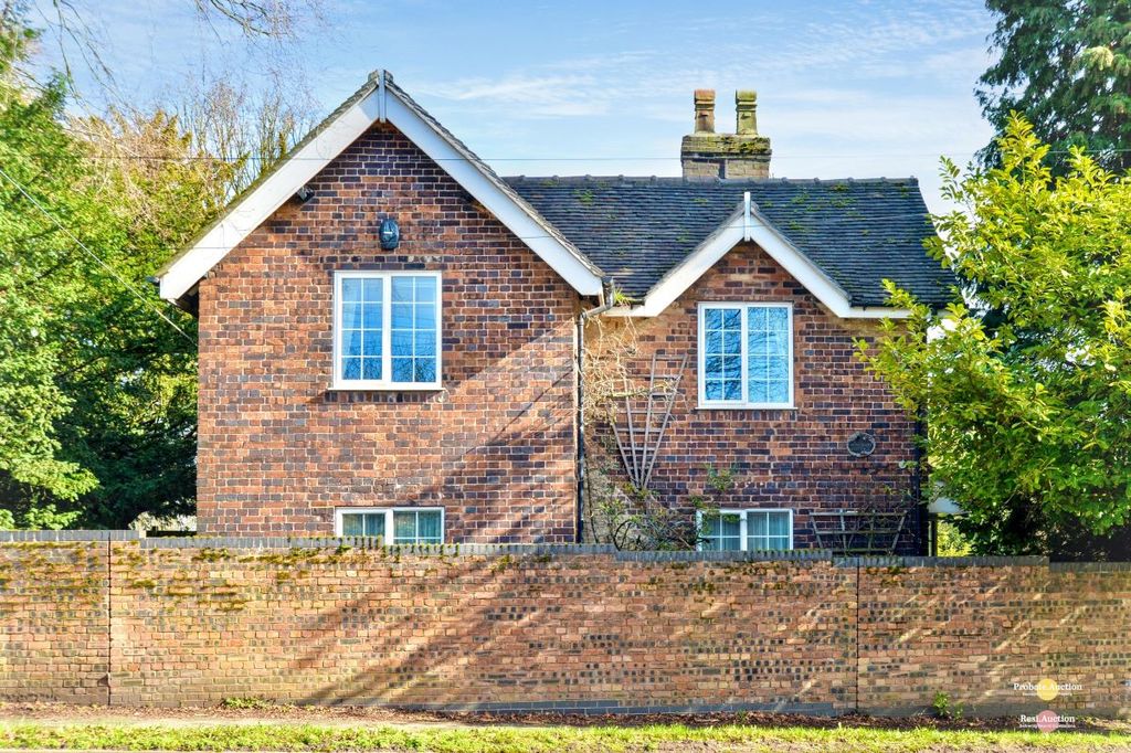 Property photo 3 of 24