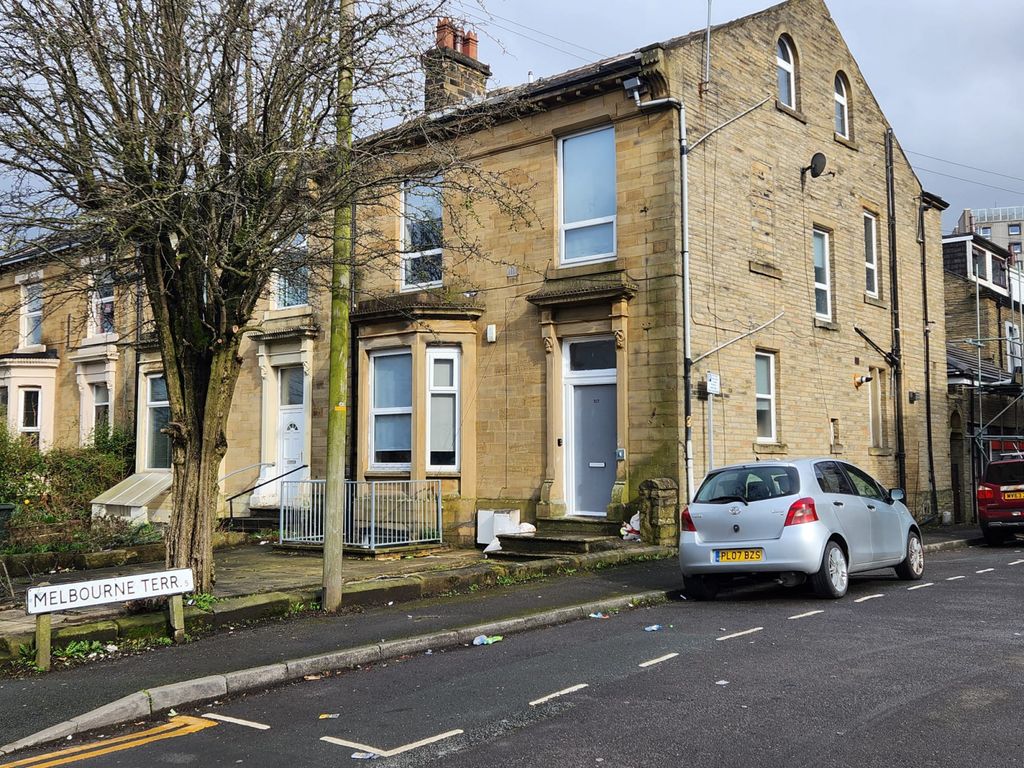 Property photo 1 of 9 113 Little Horton Lane, Bradford, Bd5 0Bu