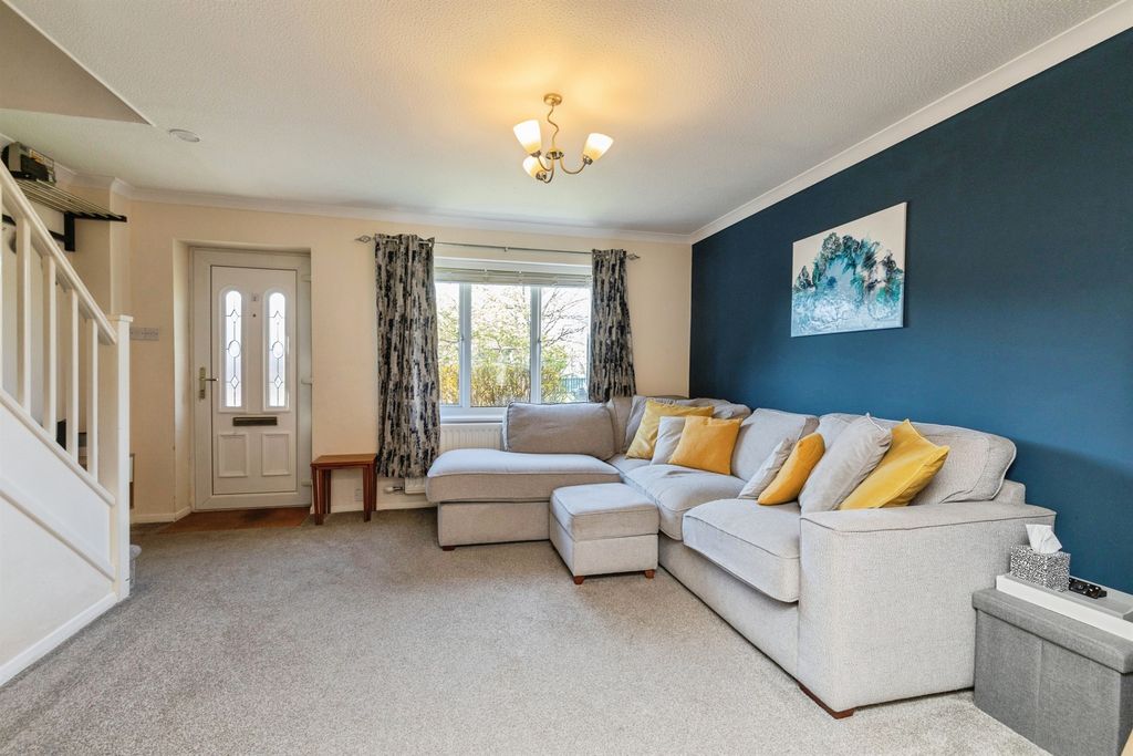 Property photo 3 of 20