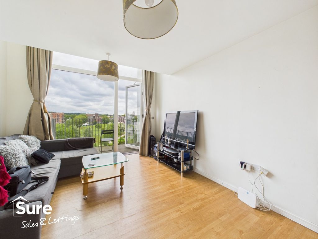 Property photo 2 of 35 4384973