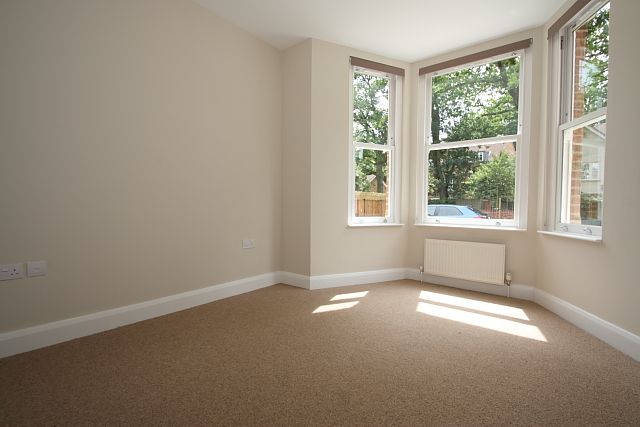 Property photo 2 of 5 Bedroom