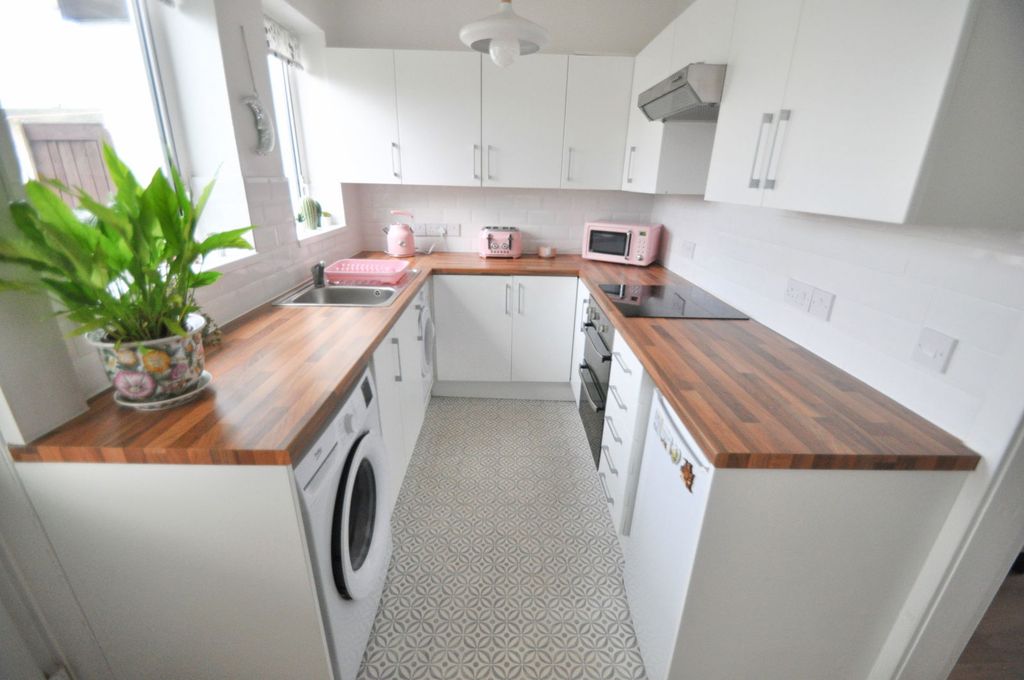 Property photo 3 of 29