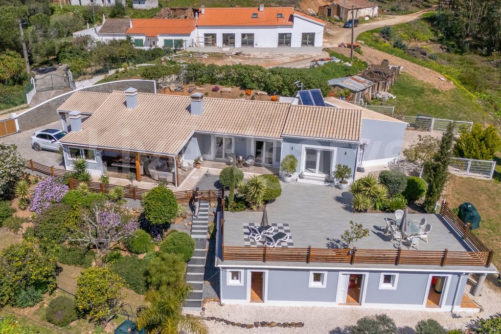 Property photo 1 of 41 Countryside | Beautiful T3 Villa At Marmelete For Sale - Monchique
