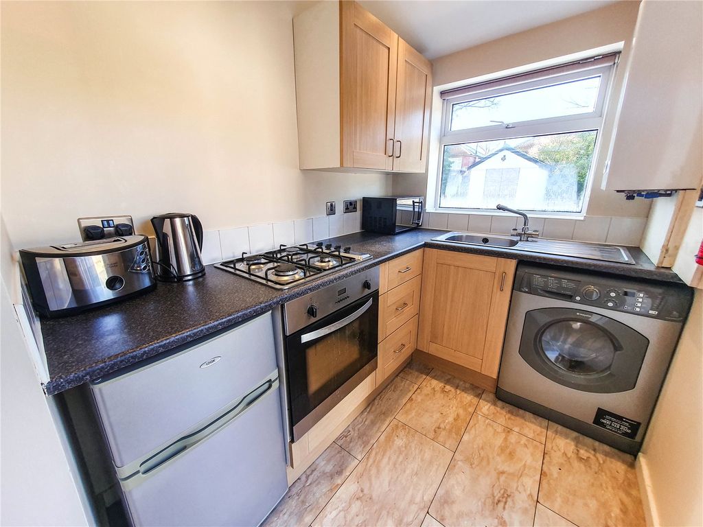 Property photo 3 of 7 Picture No. 20