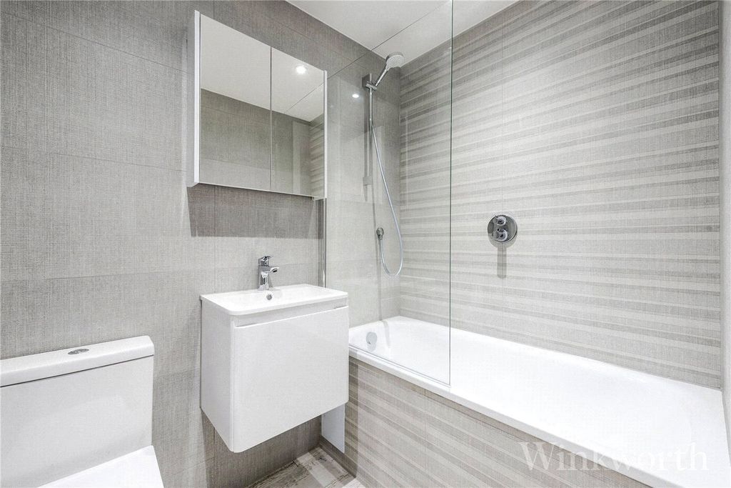 Property photo 3 of 5 Picture No. 13