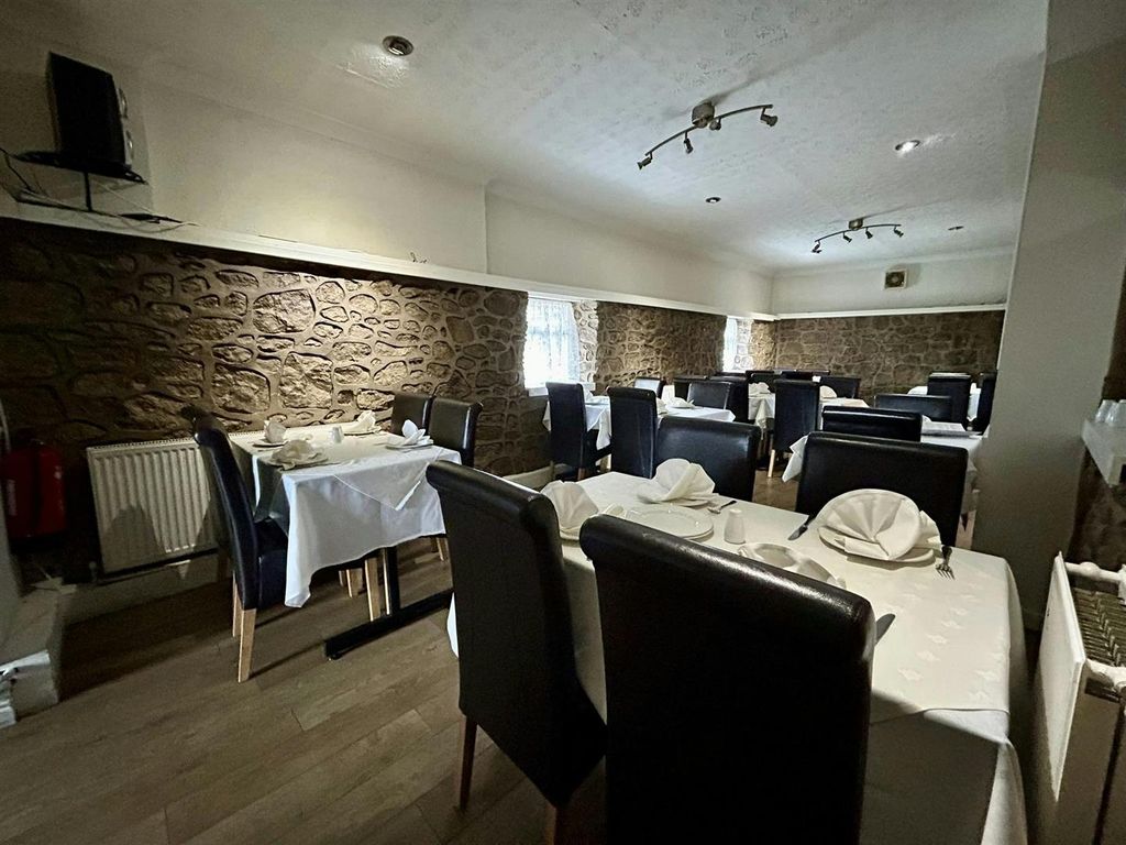 Property photo 3 of 10 3