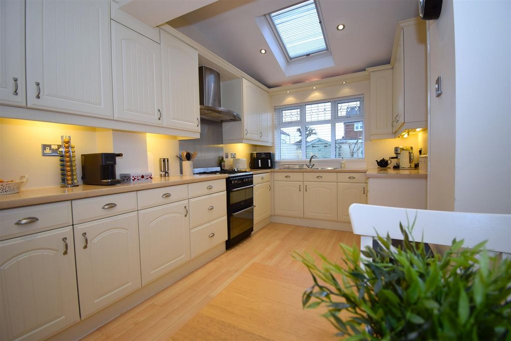 Property photo 3 of 26 Dsc_0004 - Copy.Jpg