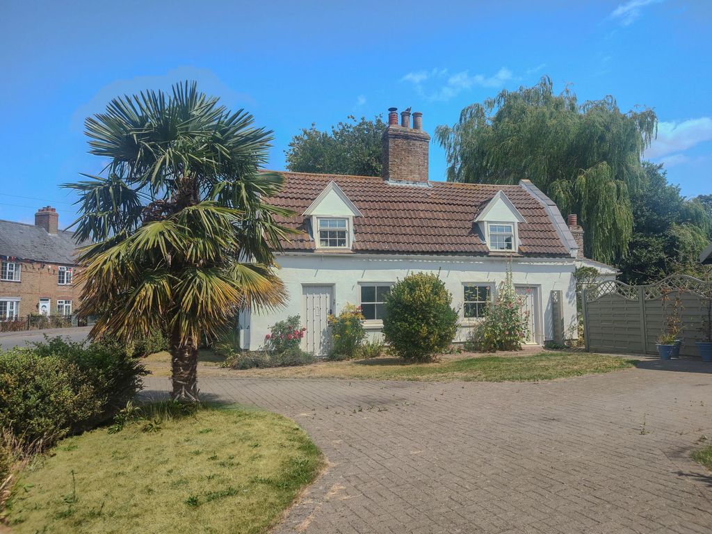 Property photo 1 of 40