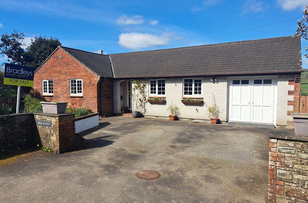 Property photo 1 of 19 1 - Picture No. 30